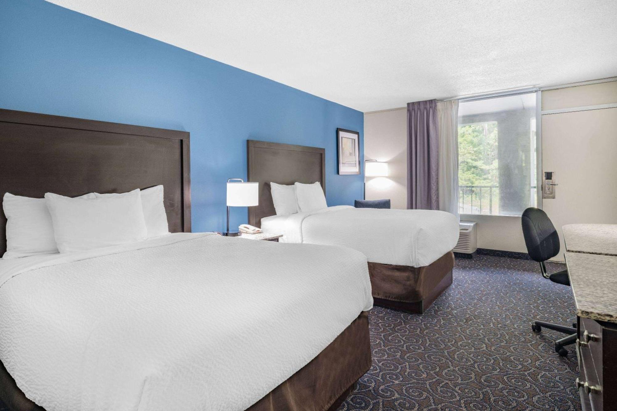 Days Inn And Suites By Wyndham Oxford Exterior foto